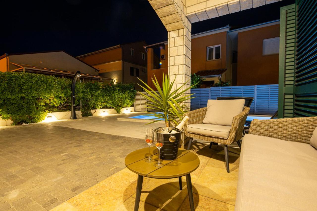 Villa A&A บีโอกราดนาโมรู ภายนอก รูปภาพ